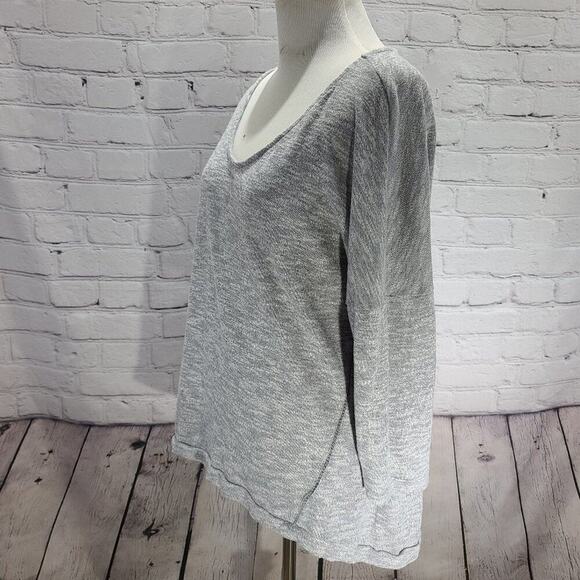 A.N.A Gray three quarter sleeve sweater Hi Low cut - Picture 7 of 10
